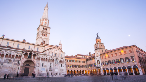 PRENOTA IL TUO SOGGIORNO CON VISIT MODENA